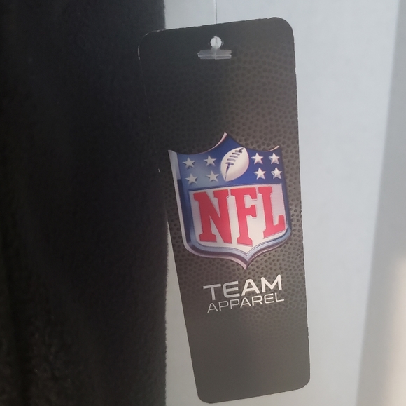 NWT Men's New Orleans Saints Vest - Picture 4 of 6